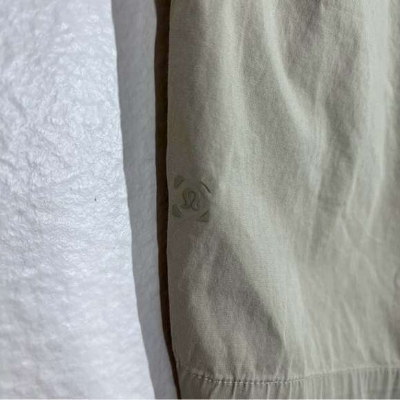 Lululemon Tofino Sand Bowline Short 8" - Picture 3 of 12